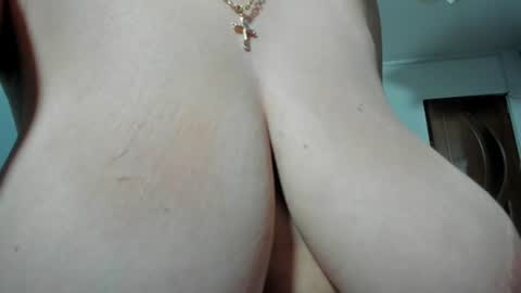 Snapshot of sexxymeriemm chatting on 07/01/26, 12:18 sexxymeriemm online show from 07/01/26, 12:18