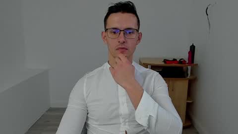 Sexxymuscles4U online show from 12/02/24, 12:29