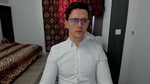 Sexxymuscles4U online show from 03/12/25, 08:08