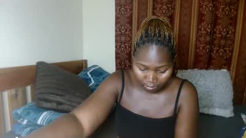 sexxypritty online show from 10/22/25, 07:46