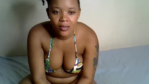 sexxythea_ online show from 10/08/25, 06:05