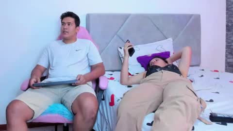 Sexxy-Couple online show from 08/04/26, 07:38