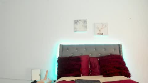 LUXURY online show from 12/27/24, 07:57