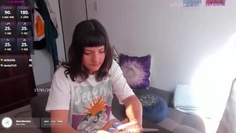 Snapshot of sexy__emma chatting on 01/17/25, 07:27 sexy__emma online show from 01/17/25, 07:27