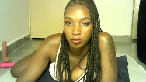 Snapshot of sexy_africana05 chatting on 07/07/26, 07:51 sexy_africana05 online show from 07/07/26, 07:51