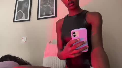 sexy_aluna online show from 09/27/25, 10:59