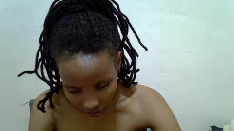 Snapshot of sexy_ann1 chatting on 06/20/26, 02:42 Nyagah online show from 06/20/26, 02:42