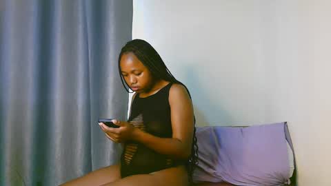 Ariana online show from 12/22/25, 05:26