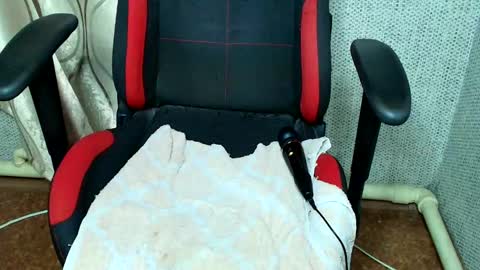 Jessica  Face only in pvt or in snapchat Dont ask more.... online show from 02/26/26, 11:26