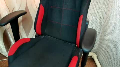 Jessica  Face only in pvt or in snapchat Dont ask more.... online show from 03/05/26, 11:06