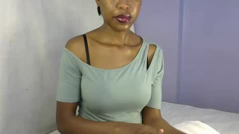 kiki online show from 11/02/25, 03:31