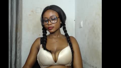 Sexy blackgirl2 online show from 11/26/25, 06:53
