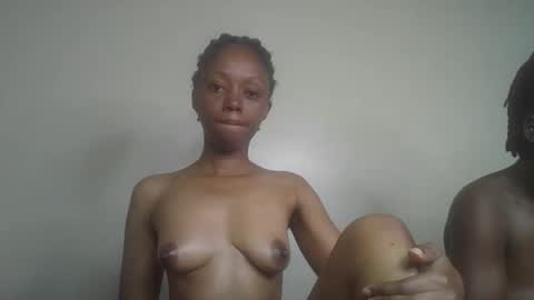 Snapshot of sexy_banny4 chatting on 01/17/26, 02:11 sexy_banny4 online show from 01/17/26, 02:11