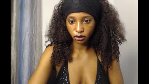 Sexy bitchgirl online show from 01/14/26, 12:11