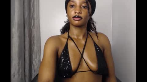 Sexy bitchgirl online show from 01/15/26, 06:18