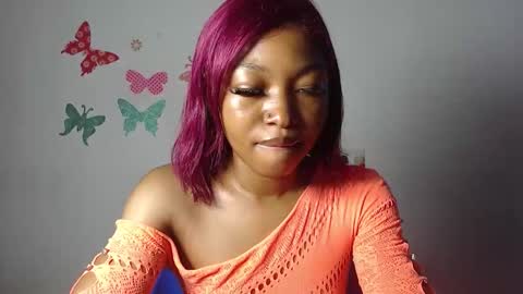 sexy_bluey247 online show from 01/11/26, 07:57