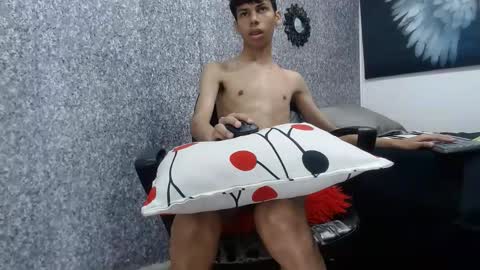 Sicaru online show from 10/21/25, 04:35
