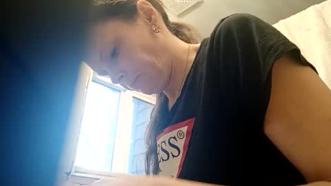 sexy_brunette8826 online show from 04/08/26, 01:16