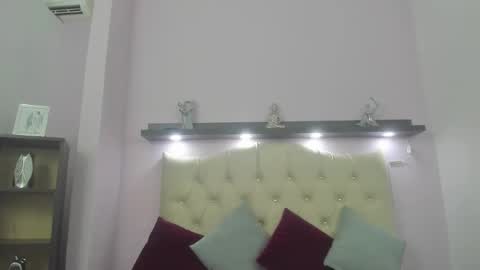 sexy_candy18x online show from 02/10/26, 12:48