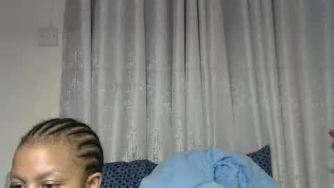 sexy_caramel8 online show from 09/10/25, 01:38