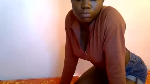 sexy_celeh online show from 07/06/26, 12:02