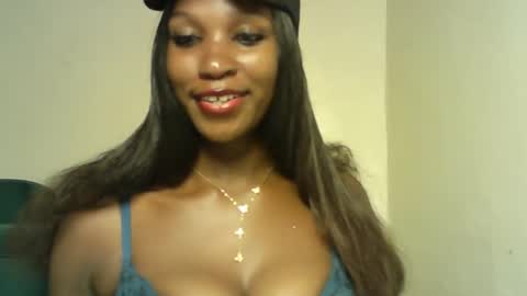 sexy_chocoy05 online show from 03/24/26, 09:31