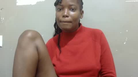 sexy_claude96 online show from 02/06/25, 03:48