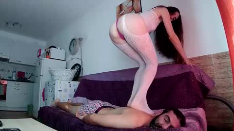 Bunny online show from 11/10/25, 11:53