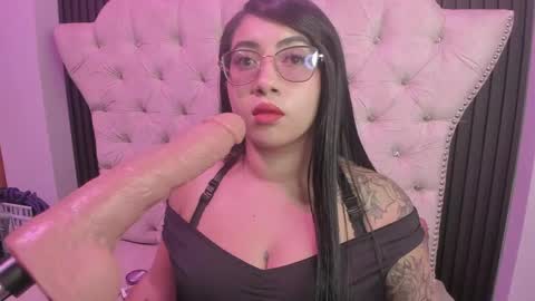  C R I S T A L  online show from 06/04/26, 09:10