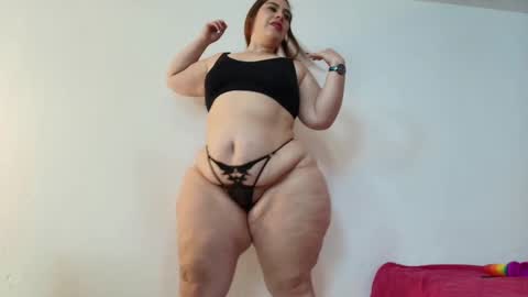 karla           instagram  online show from 02/04/25, 04:50