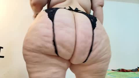 karla           instagram  online show from 02/13/25, 05:01