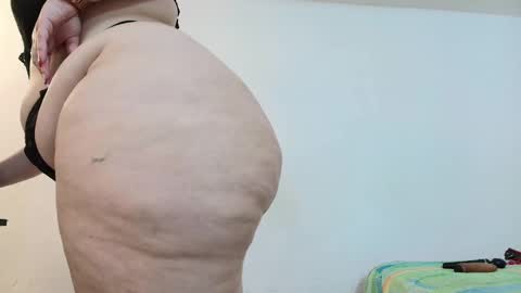 karla           instagram  online show from 02/20/25, 08:14