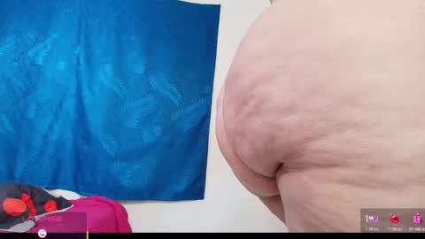 karla           instagram  online show from 01/18/26, 04:33