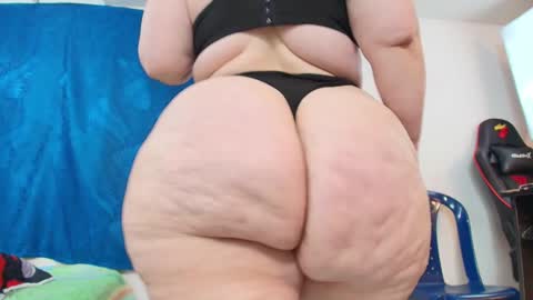 karla           instagram  online show from 03/29/26, 03:12