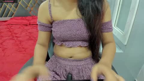 Snapshot of sexy_doll_1_ chatting on 02/06/25, 12:33 Sexydoll online show from 02/06/25, 12:33