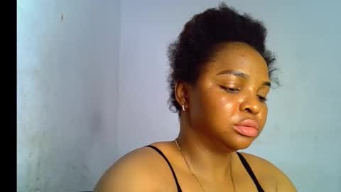 Clara online show from 11/30/25, 07:51