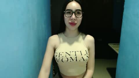 sexy_emily92 online show from 03/16/26, 08:13