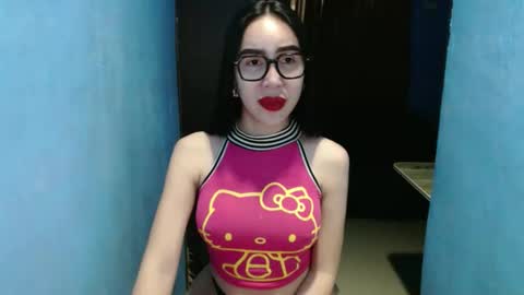 sexy_emily92 online show from 03/25/26, 02:17