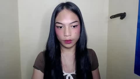 lovelyfebe  online show from 09/17/25, 11:34