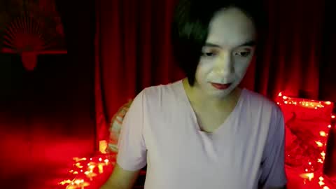 Snapshot of sexy_hot_asian1433 chatting on 11/29/25, 01:41 jasmin online show from 11/29/25, 01:41