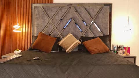 Dafne online show from 10/20/25, 11:43