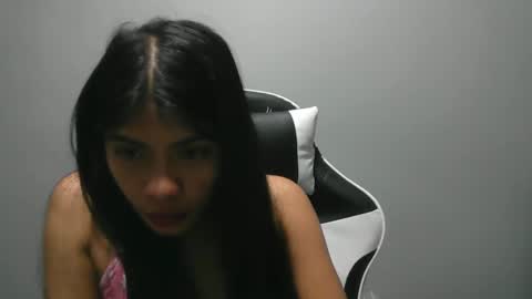 Snapshot of sexy_hot_pussie chatting on 02/25/25, 01:09 just call me sofia online show from 02/25/25, 01:09