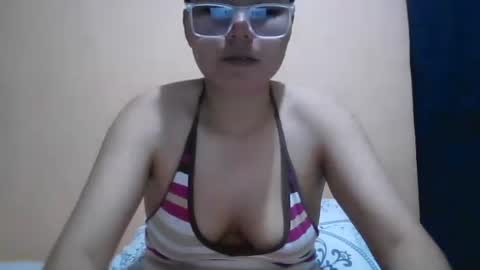 Snapshot of sexy_hotass_girl chatting on 10/13/25, 05:07 Anna online show from 10/13/25, 05:07