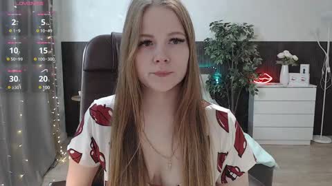 Snapshot of sexy_jenny18 chatting on 02/15/25, 03:17 Jennifer online show from 02/15/25, 03:17