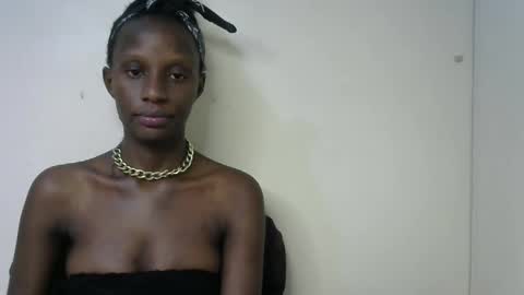 Snapshot of sexy_jojoh chatting on 12/21/24, 07:27 sexy jojoh online show from 12/21/24, 07:27