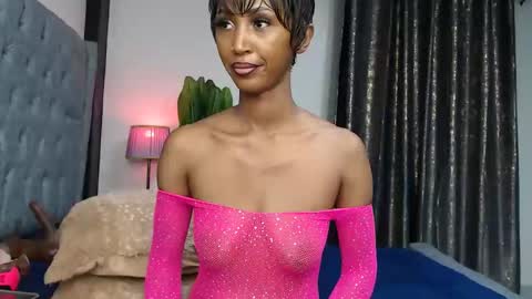 larisa online show from 12/16/25, 10:31