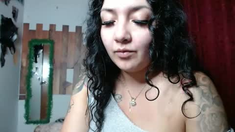 sexy lolas online show from 02/04/25, 02:49