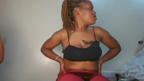 sexy_lyna online show from 02/09/26, 07:07