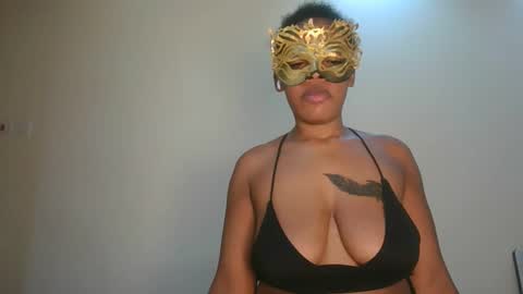 Snapshot of sexy_lyna chatting on 06/04/26, 07:14 sexy_lyna online show from 06/04/26, 07:14