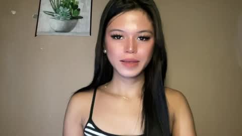 Snapshot of sexy_maevemorexxx chatting on 06/28/26, 12:27 Nicole online show from 06/28/26, 12:27
